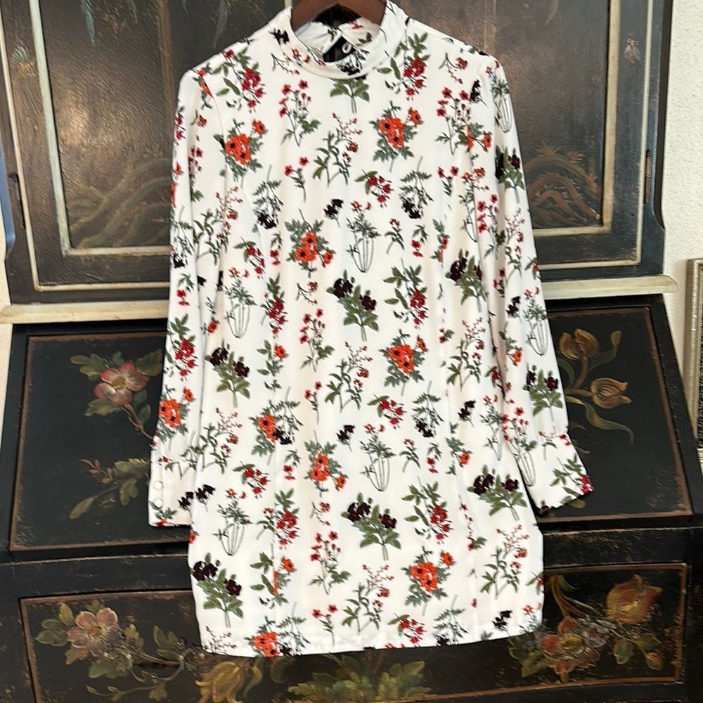 Leith Floral Print White Dress Sz S
